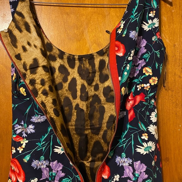 Dolce and Gabbana Floral Print Cotton Summer Dress - Picture 9 of 12